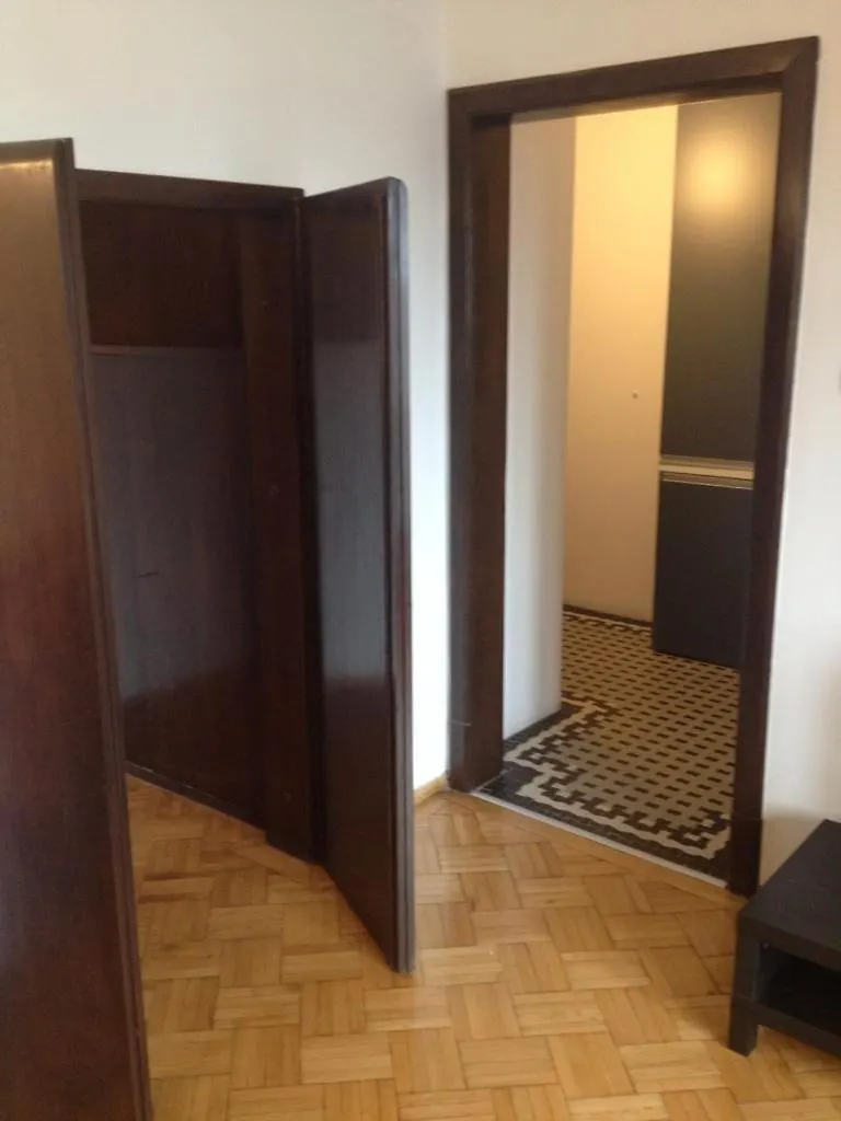 Central Studio Across From Intercontinental Bukarest 0*,