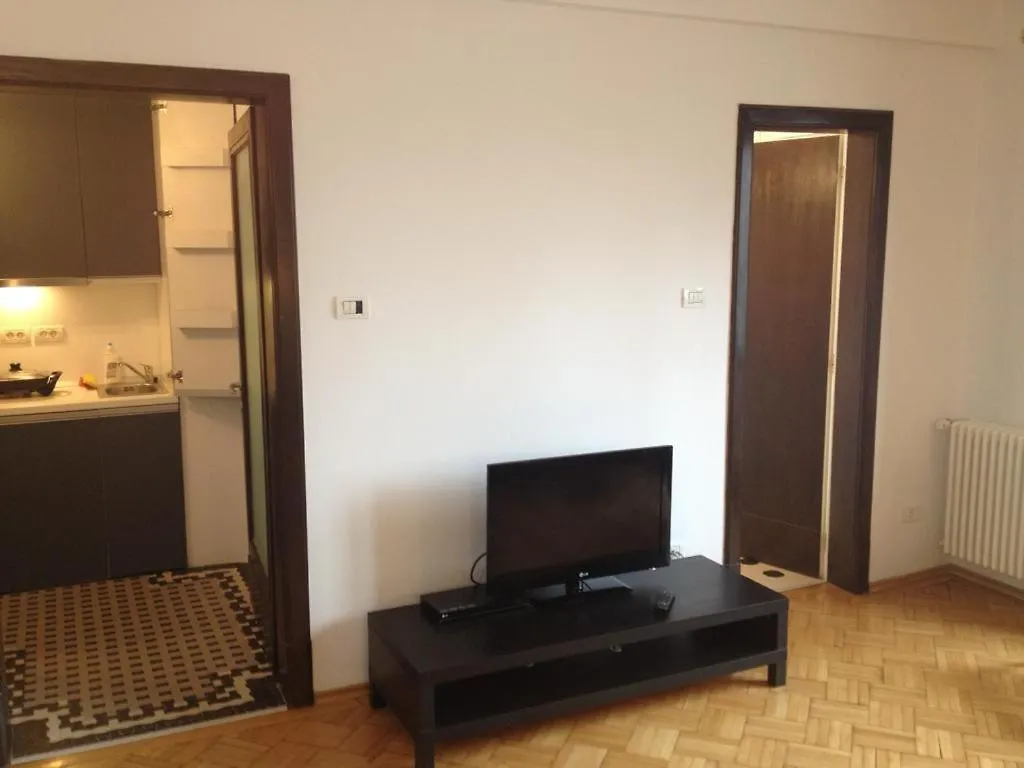 Central Studio Across From Intercontinental Bucharest 0*,  Romania