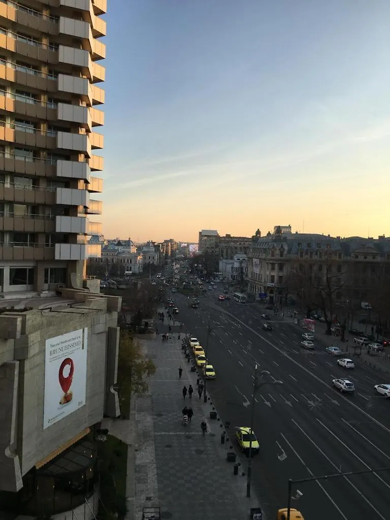 Central Studio Across From Intercontinental Bucharest 0*,