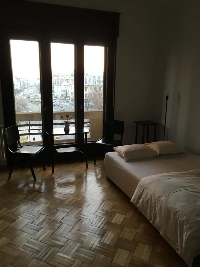 Central Studio Across From Intercontinental Bucharest Romania